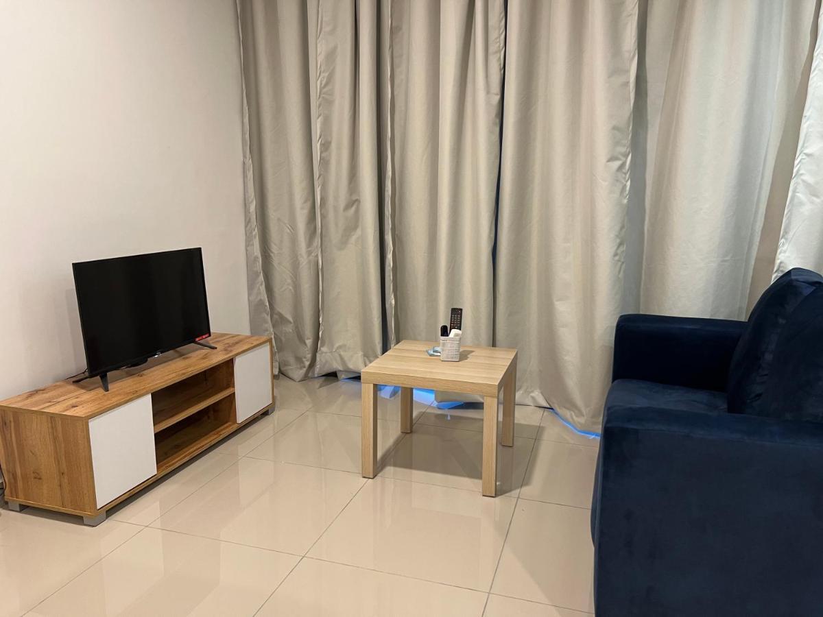Studio Units At Pacific Tower Near Jaya One By Comfyasia Petaling Jaya Exteriör bild