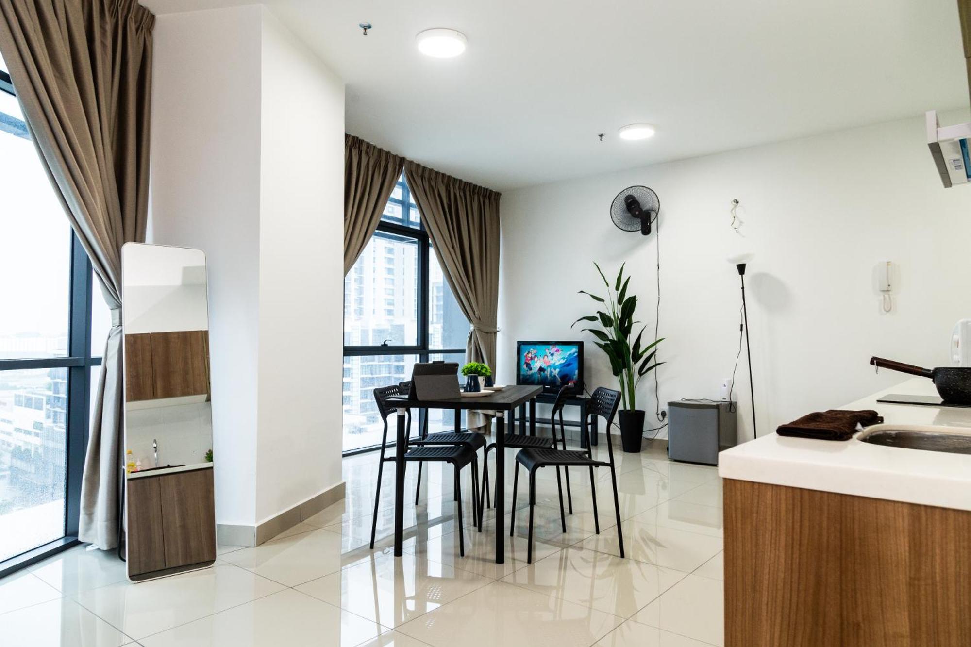 Studio Units At Pacific Tower Near Jaya One By Comfyasia Petaling Jaya Exteriör bild