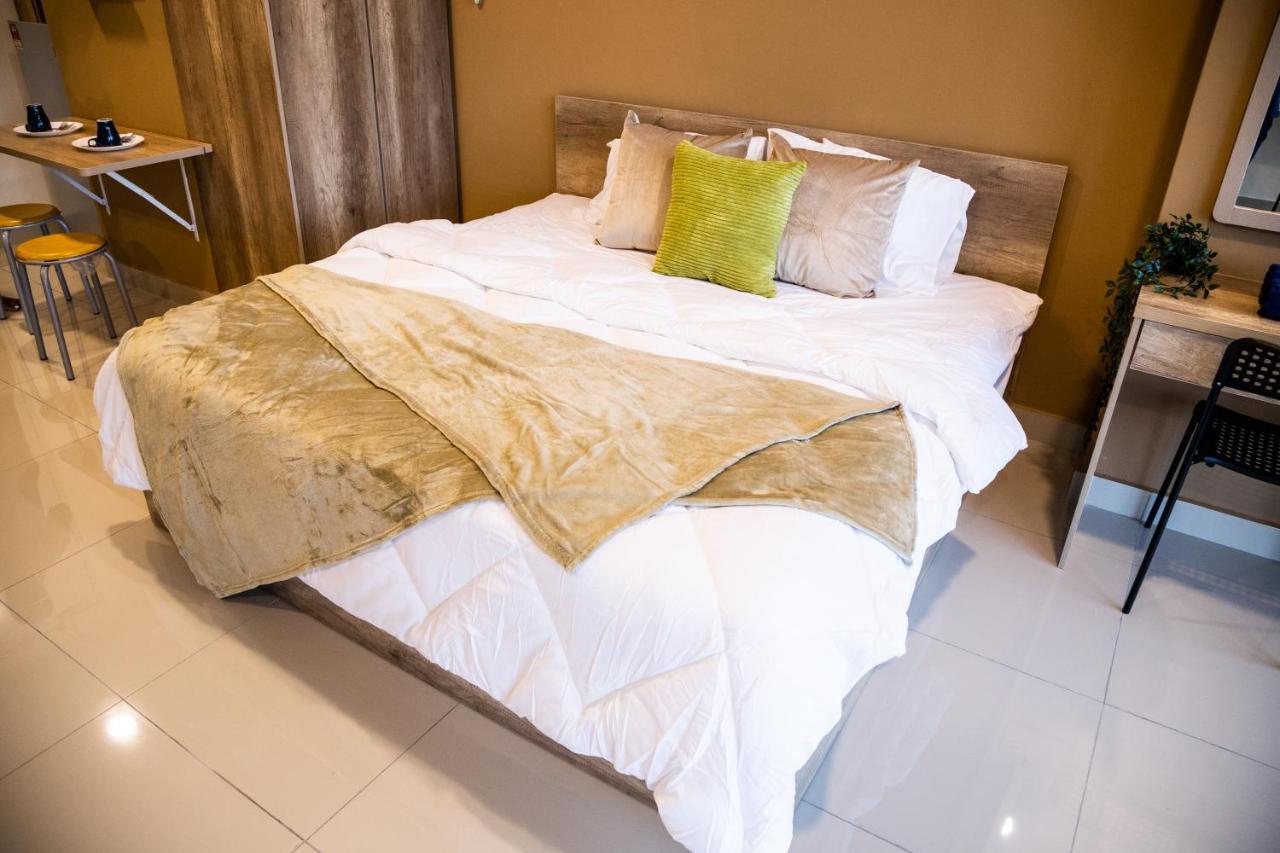 Studio Units At Pacific Tower Near Jaya One By Comfyasia Petaling Jaya Exteriör bild