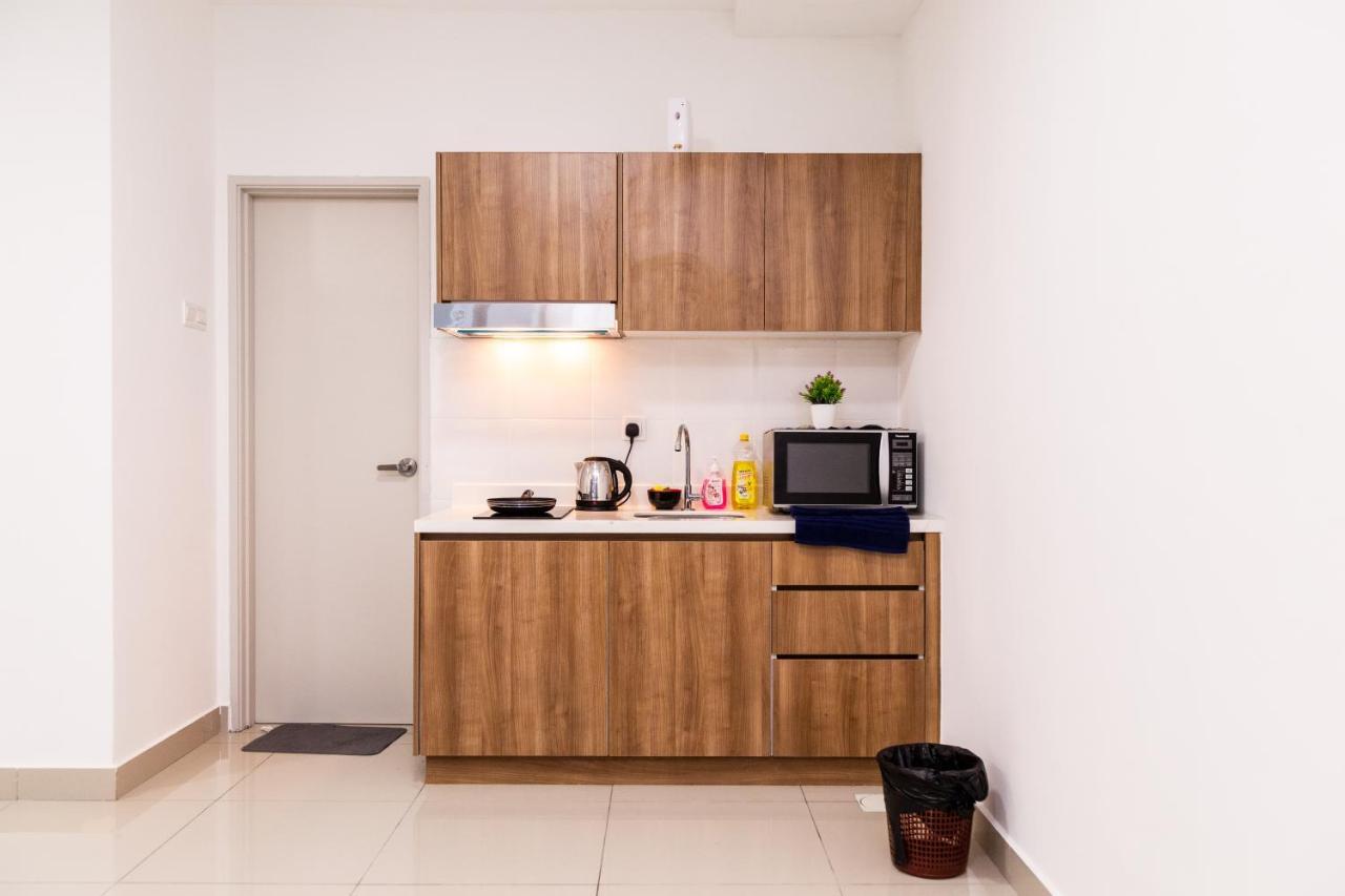 Studio Units At Pacific Tower Near Jaya One By Comfyasia Petaling Jaya Exteriör bild