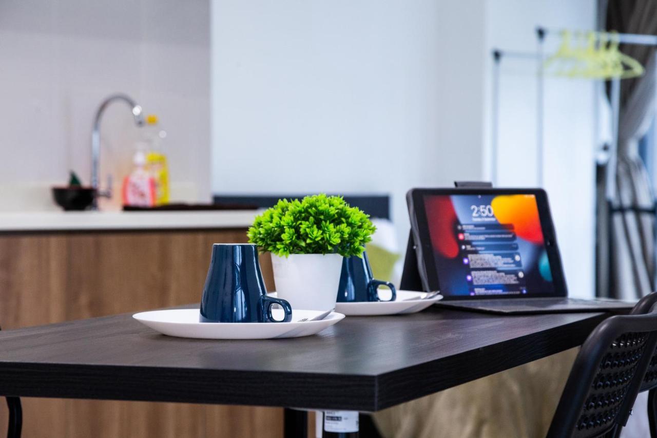 Studio Units At Pacific Tower Near Jaya One By Comfyasia Petaling Jaya Exteriör bild