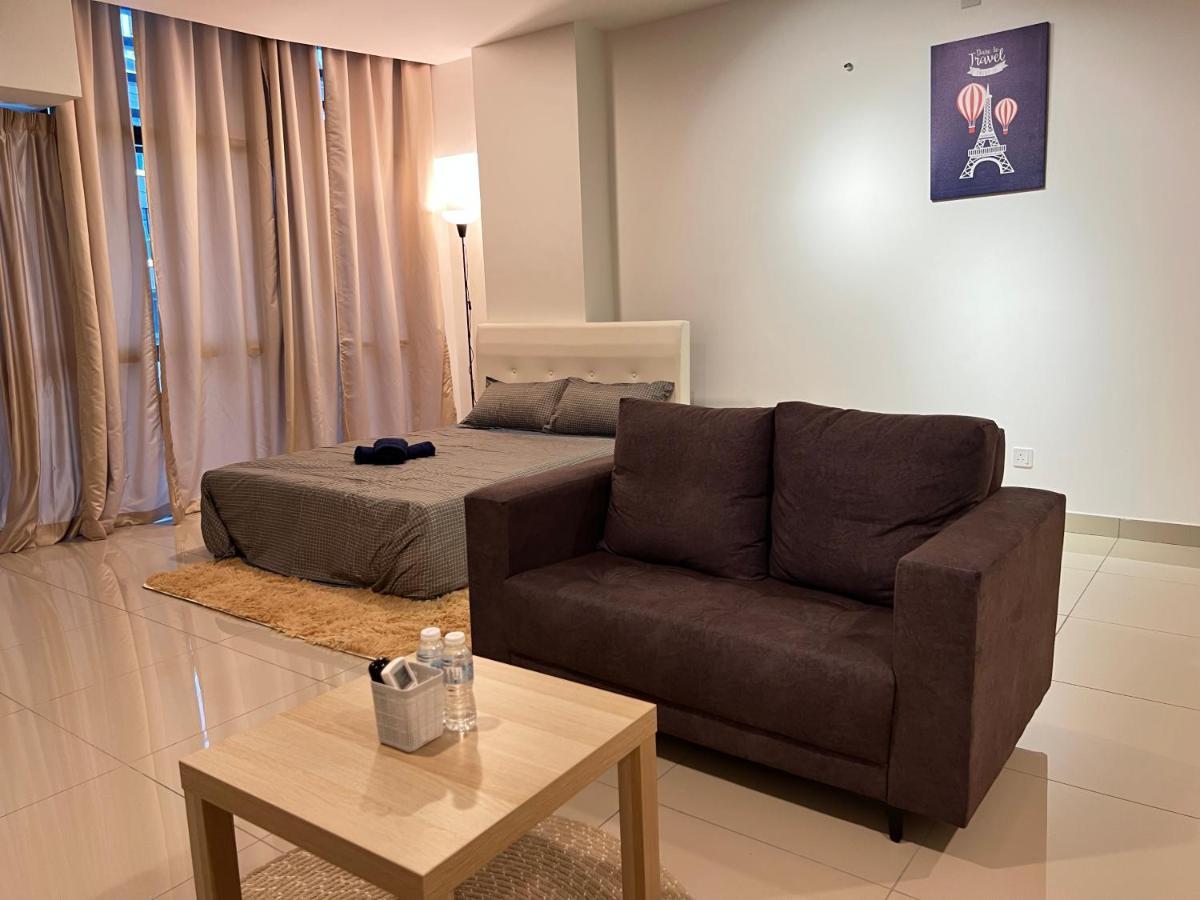 Studio Units At Pacific Tower Near Jaya One By Comfyasia Petaling Jaya Exteriör bild