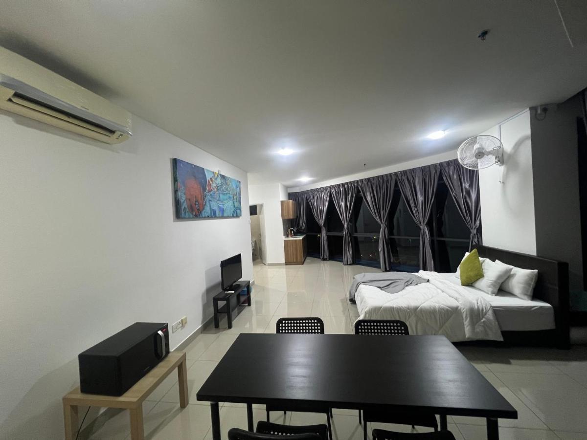 Studio Units At Pacific Tower Near Jaya One By Comfyasia Petaling Jaya Exteriör bild