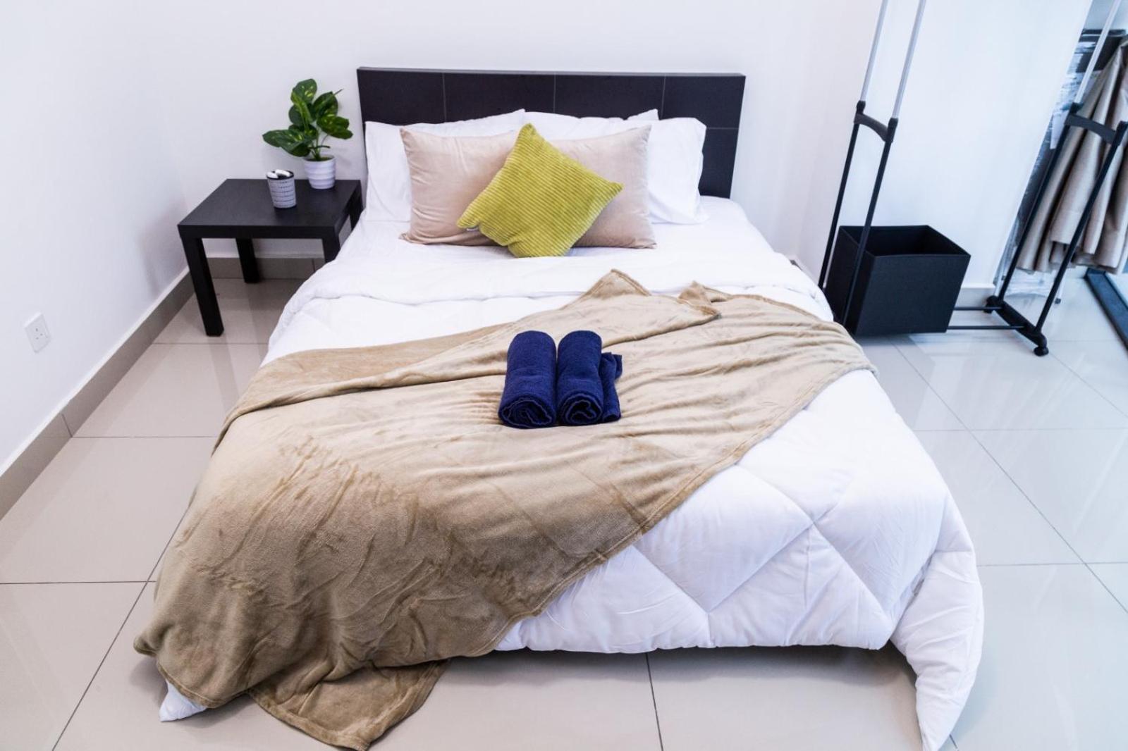Studio Units At Pacific Tower Near Jaya One By Comfyasia Petaling Jaya Exteriör bild